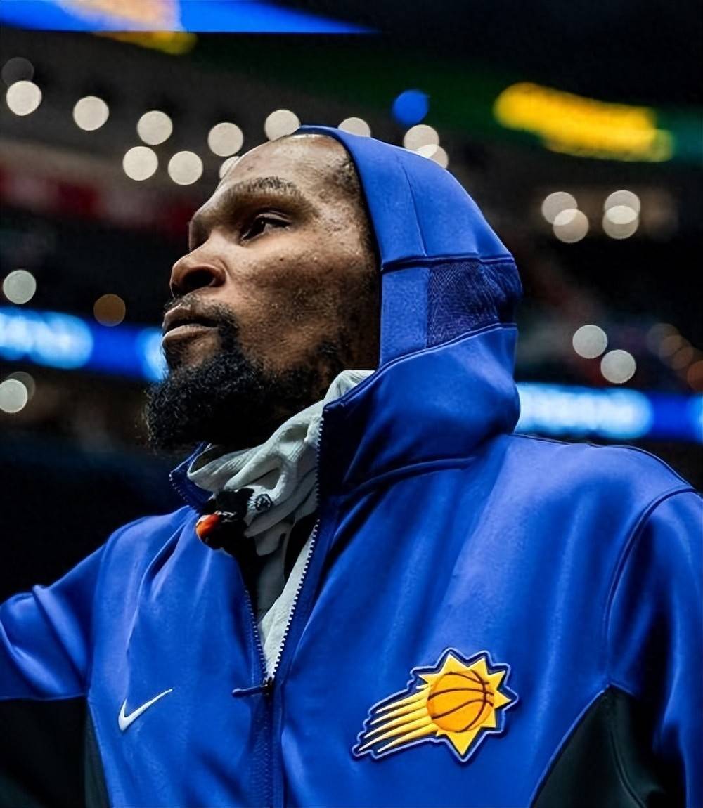 马奎尔与瓦 马奎尔与瓦