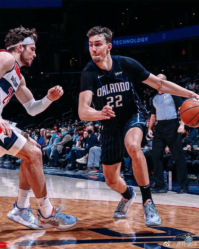 爱德华兹本 爱德华兹本